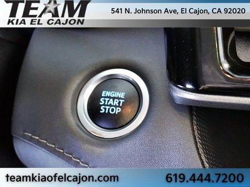 Used 2021 Toyota Highlander XLE image 32