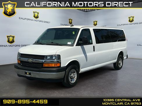 Used 2017 Chevrolet Express 3500 LT w/ LT Preferred Equipment Group RWD image 1