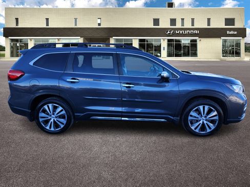 Used 2022 Subaru Ascent Touring image 2