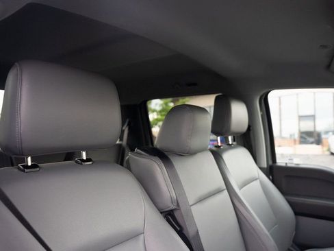 Used 2023 Ford F150 XLT w/ Trailer Tow Package image 10