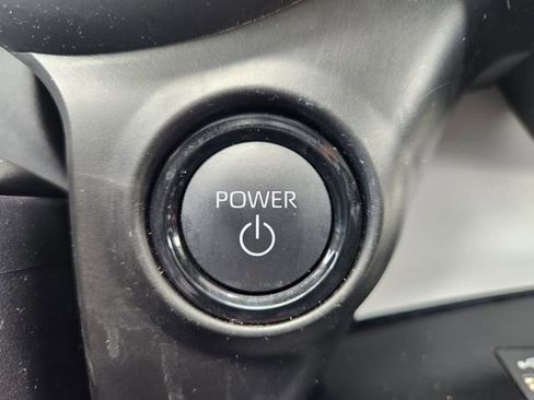 Certified 2025 Toyota Sienna XLE image 20