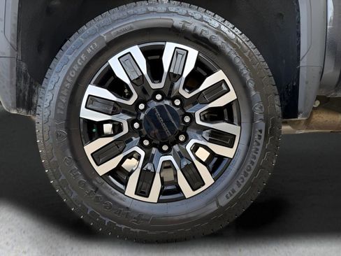 Used 2024 GMC Sierra 3500 Denali Ultimate image 33