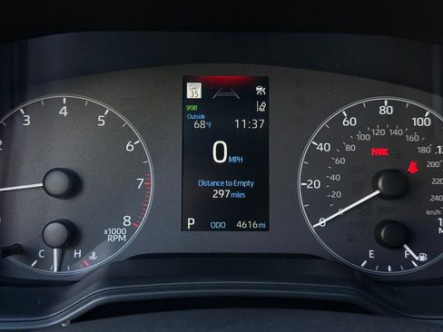 Certified 2025 Toyota Corolla SE w/ Convenience Package image 10