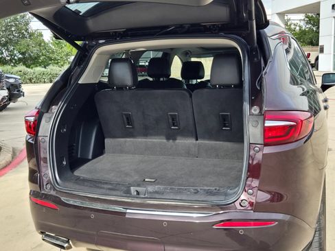 Certified 2020 Buick Enclave Avenir w/ Avenir Technology Package FWD image 27