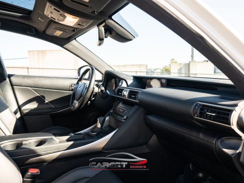 Used 2020 Lexus IS 300 F Sport image 13