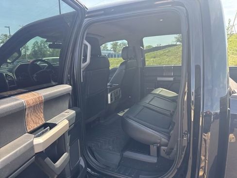 Used 2019 Ford F250 Lariat AWD/4WD image 6