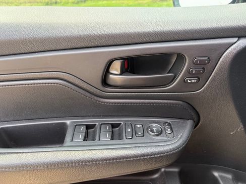 Used 2023 Honda Odyssey Sport image 10