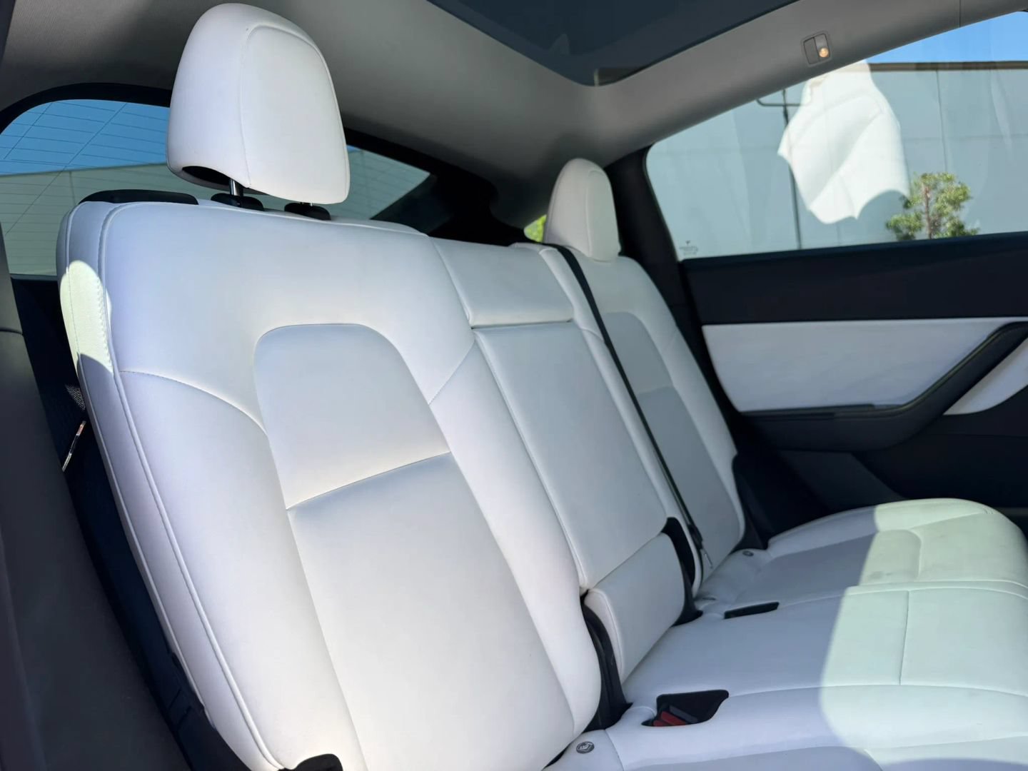 Used 2020 Tesla Model Y Long Range AWD/4WD image 19