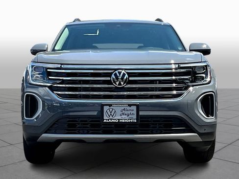 New 2026 Volkswagen Atlas SE image 3