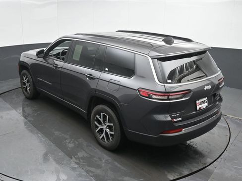 Used 2024 Jeep Grand Cherokee L Limited w/ Luxury Tech Group II image 38