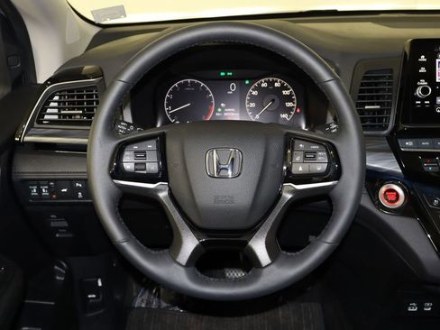 Used 2026 Honda Odyssey Elite image 7