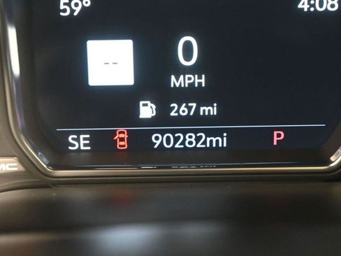 Used 2021 GMC Yukon Denali image 34