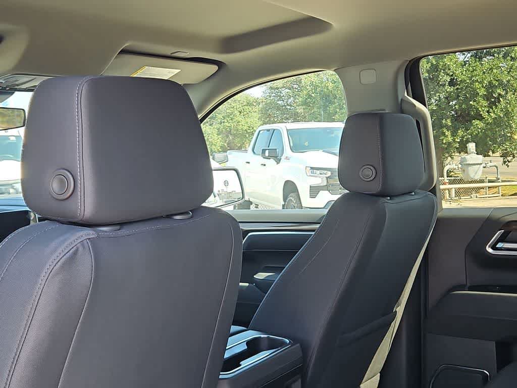 New 2026 Chevrolet Silverado 1500 RST w/ Z71 Off-Road Package AWD/4WD image 16
