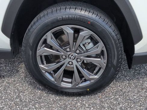 Certified 2022 Toyota RAV4 Limited AWD/4WD image 11