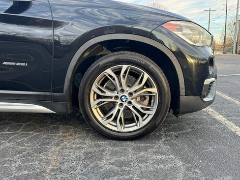 Used 2017 BMW X1 xDrive28i AWD/4WD image 6