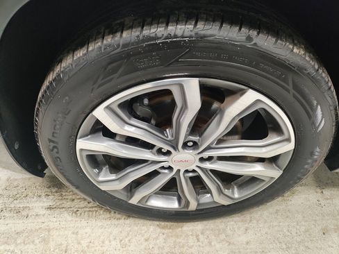 Used 2020 GMC Terrain Denali w/ Denali Premium Package image 18