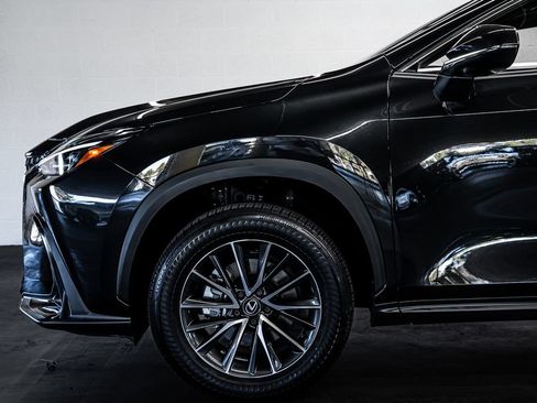 Used 2024 Lexus NX 250 FWD image 12
