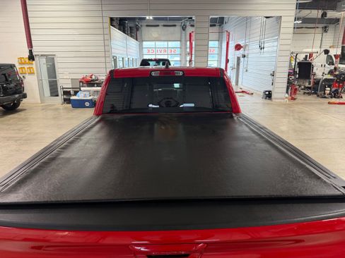 Used 2020 RAM 1500 Big Horn AWD/4WD image 25