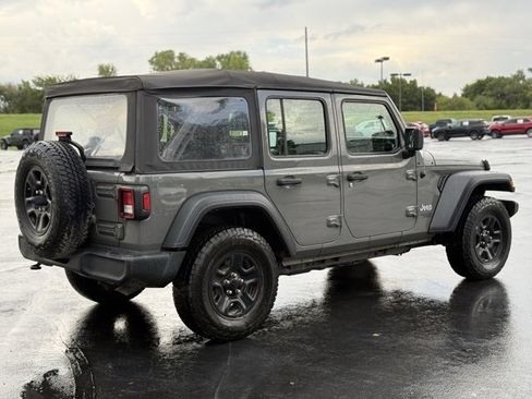 Used 2019 Jeep Wrangler Unlimited Sport image 6