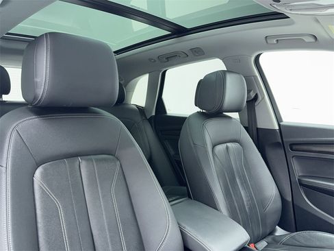 Used 2023 Audi Q5 2.0T Premium Plus image 44