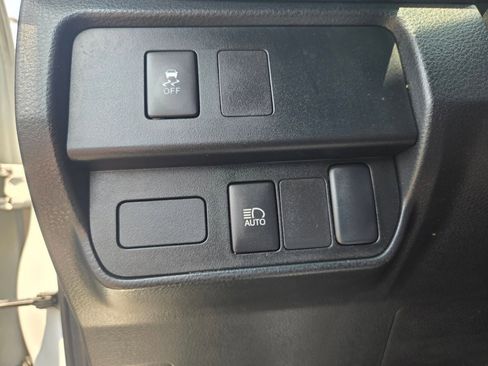 Used 2022 Toyota Tacoma SR image 25