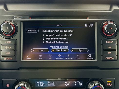 Used 2019 Nissan Titan SV w/ SV Convenience Package AWD/4WD image 15