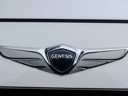 Used 2020 Genesis G80 3.3T Sport image 9