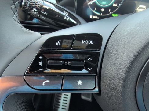 Used 2025 Hyundai Elantra SEL FWD image 20