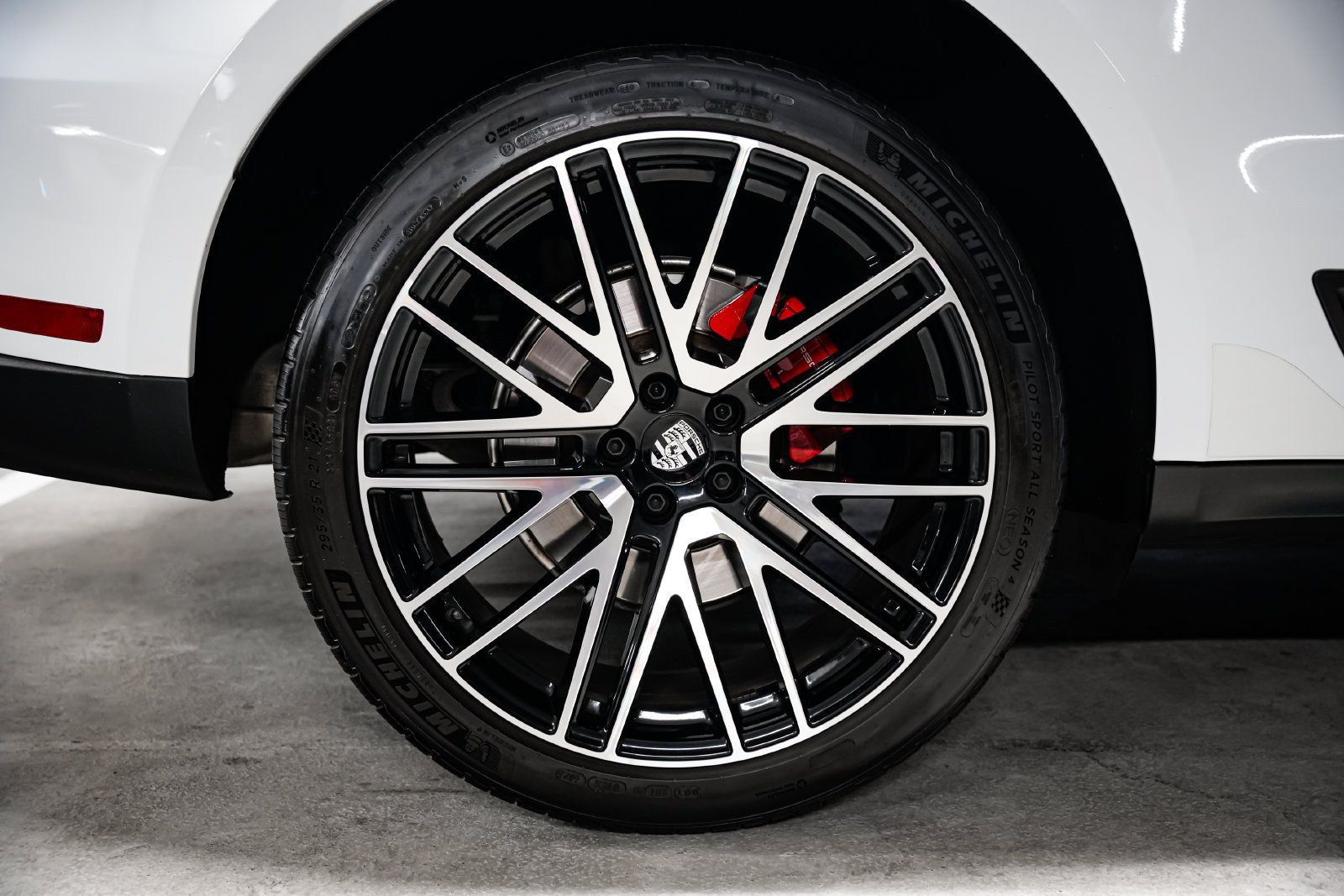 Used 2024 Porsche Macan S AWD/4WD image 55