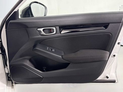 Certified 2024 Honda Civic EX image 21