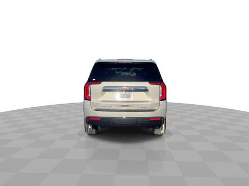 Used 2023 GMC Yukon XL SLT image 7