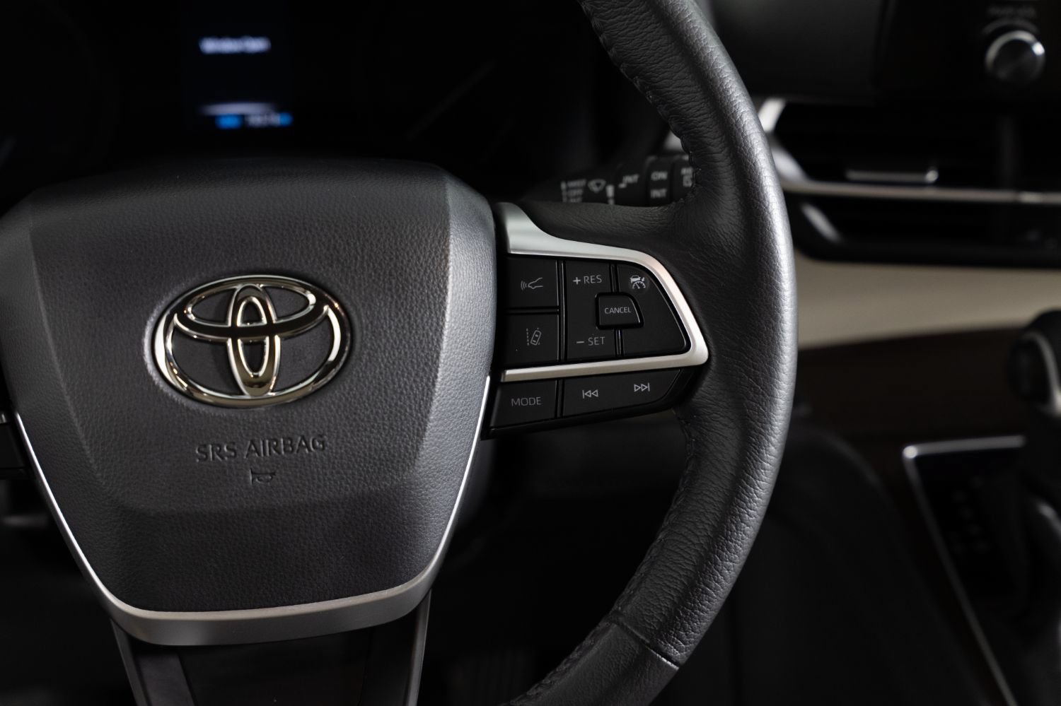 Used 2021 Toyota Sienna XLE FWD image 35