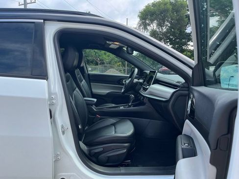Used 2025 Jeep Compass Limited AWD/4WD image 32