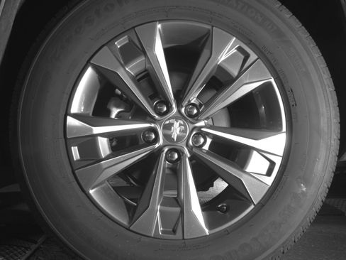 Used 2025 Chevrolet Equinox LT FWD image 14