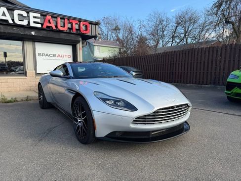 Used 2017 Aston Martin DB11 V12 image 4