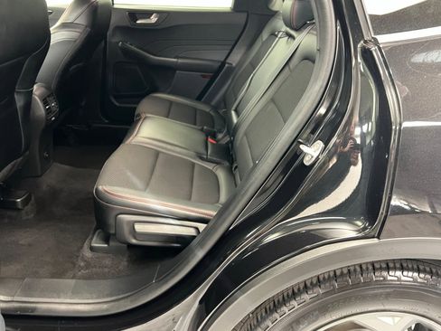 Used 2025 Ford Escape ST-Line image 22