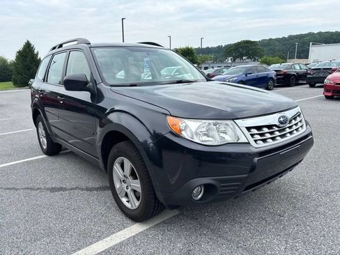 Used 2013 Subaru Forester 2.5X AWD/4WD image 3
