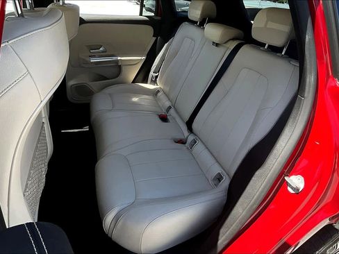 Used 2022 Mercedes-Benz GLA 250 image 19