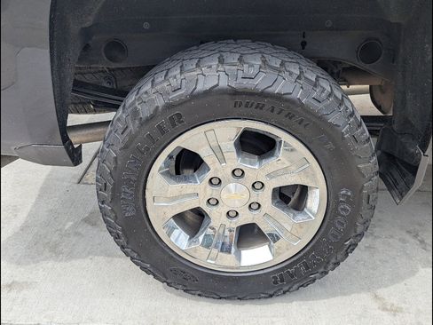 Used 2018 Chevrolet Silverado 1500 LT w/ All Star Edition AWD/4WD image 18