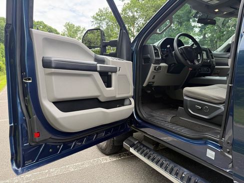 Used 2017 Ford F350 XLT AWD/4WD image 18