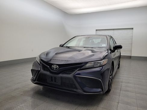 Used 2022 Toyota Camry SE image 15