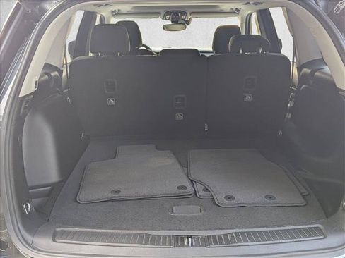 Used 2023 Jeep Grand Cherokee Laredo w/ Luxury Tech Group I AWD/4WD image 6