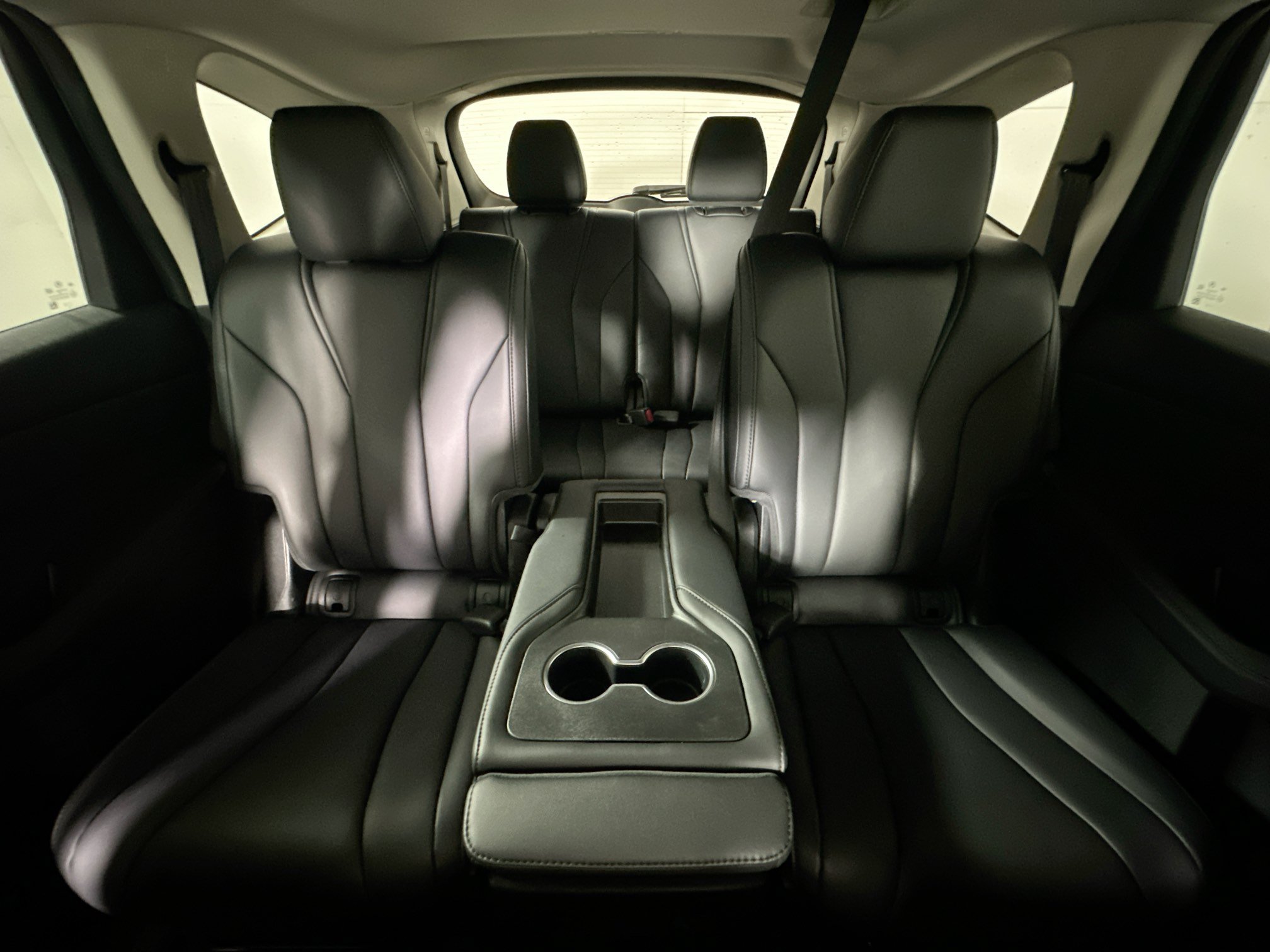 Used 2023 Acura MDX FWD image 30
