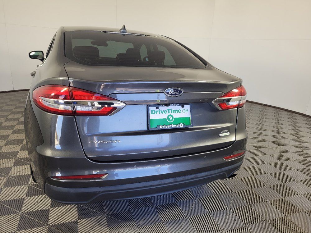 Used 2020 Ford Fusion SE FWD image 6