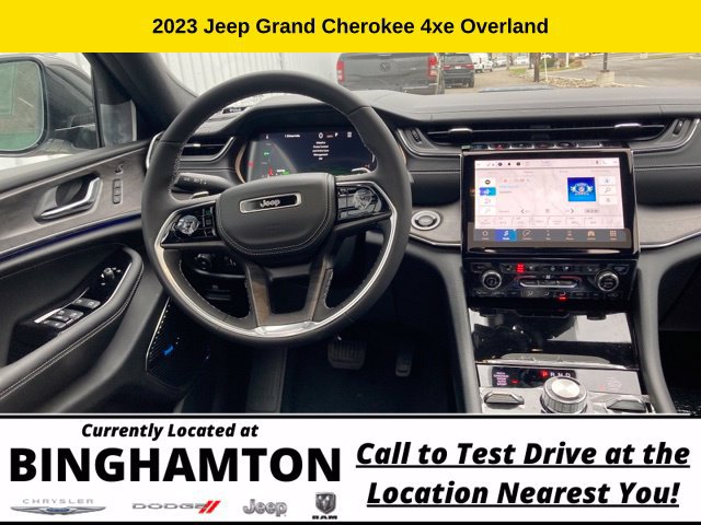 New 2023 Jeep Grand Cherokee Overland w/ Luxury Tech Group IV AWD/4WD image 17