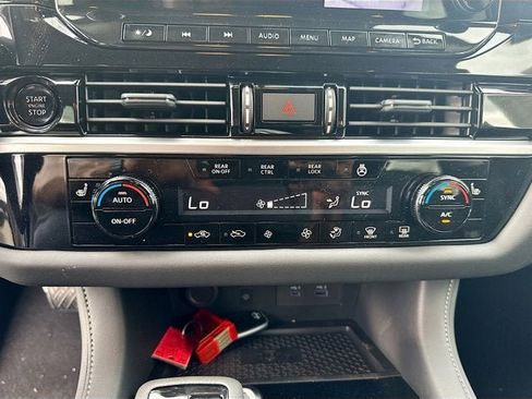 New 2025 Nissan Pathfinder SL w/ Cargo Package image 18