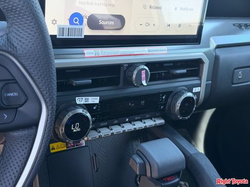 New 2026 Toyota Tacoma TRD Off-Road AWD/4WD image 20