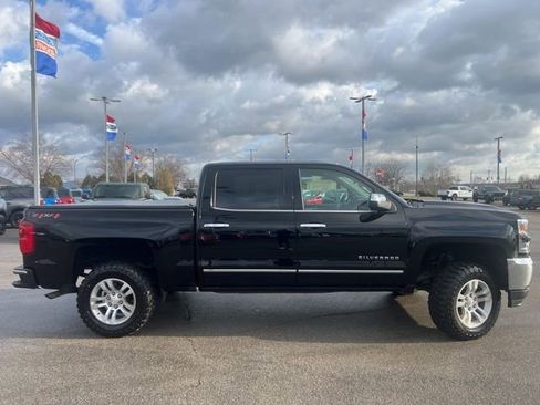 Used 2018 Chevrolet Silverado 1500 LTZ AWD/4WD image 13
