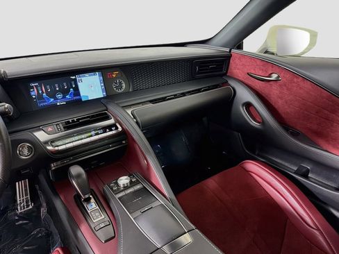 Used 2018 Lexus LC 500 Coupe w/ Sport Package RWD image 25