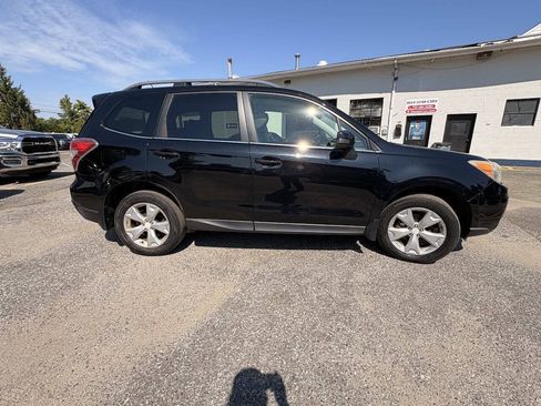 Used 2014 Subaru Forester 2.5i Touring AWD/4WD image 6
